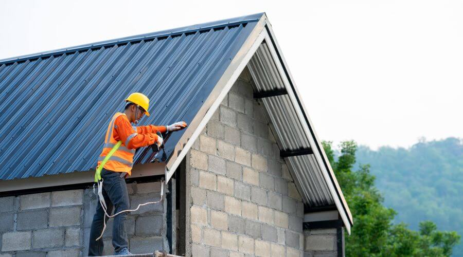 Professional Flat Roofing Installation in Evans, WA